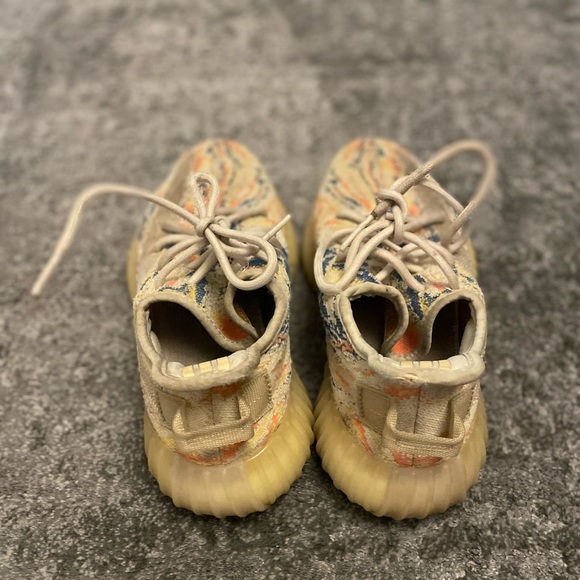 Yeezy Boost 350 V2 ‘MX Oat’ sneakers - Picture 3 of 5